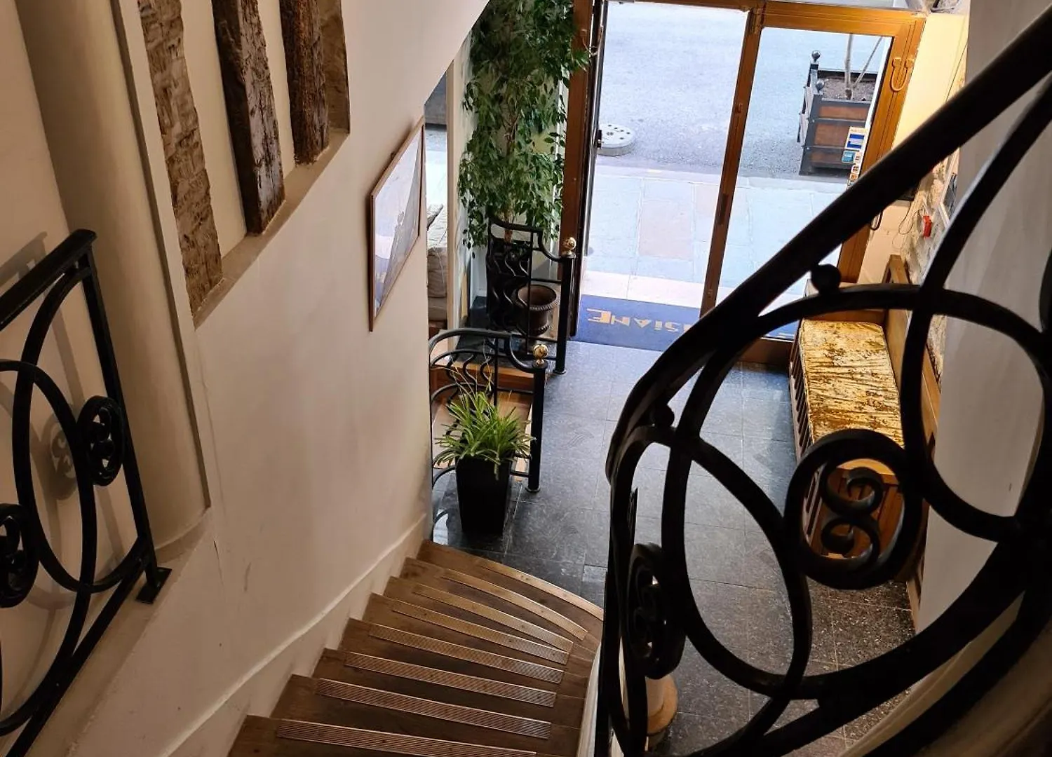 Hotel La Louisiane Paris