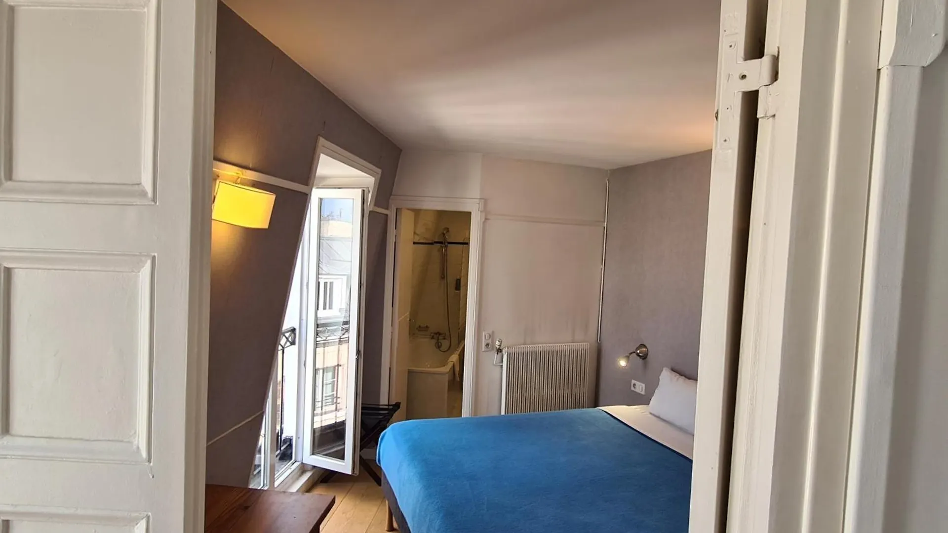 Hotel La Louisiane Paris 0*,  France