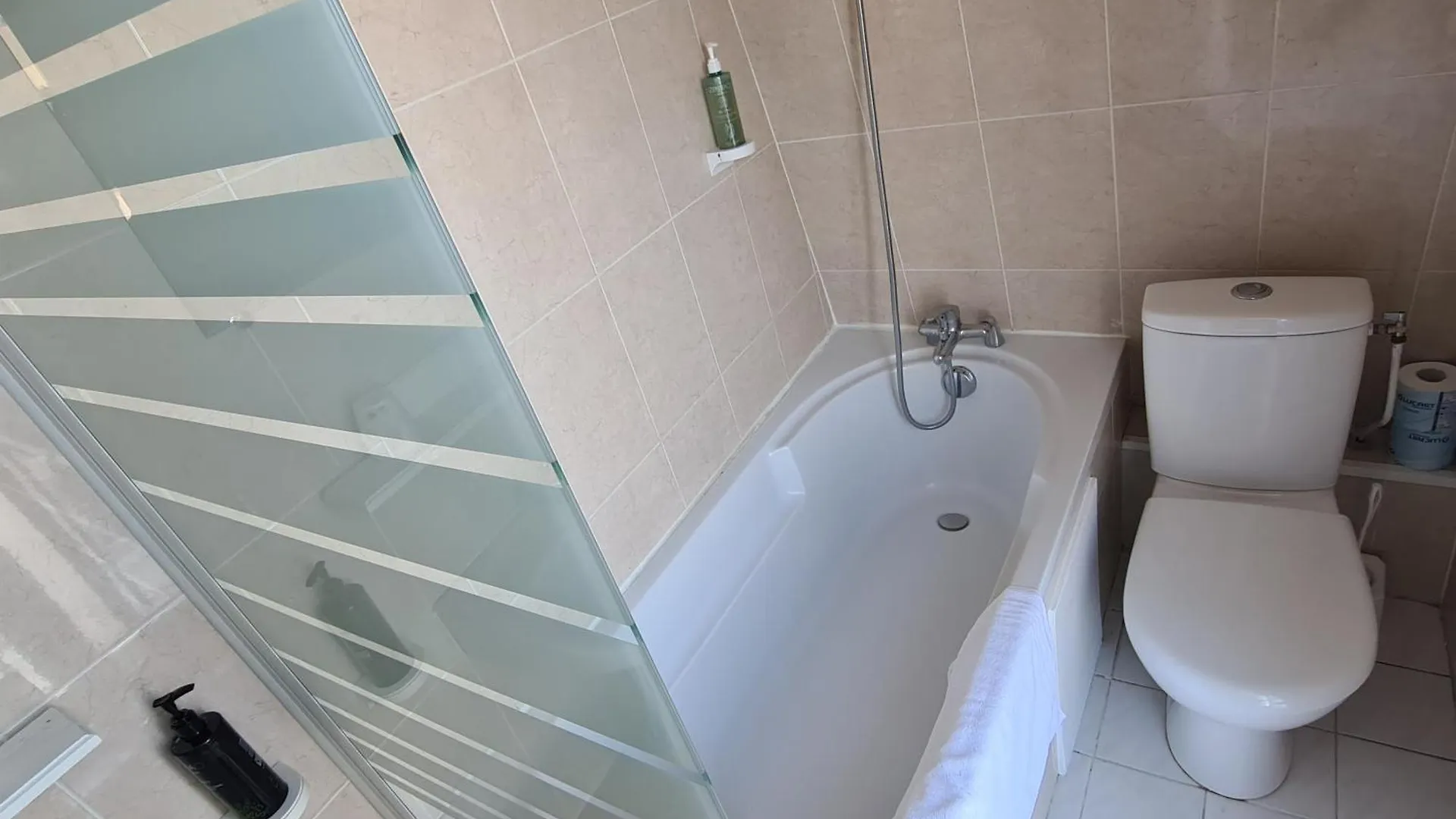 Hotel La Louisiane Paris 0*,  France