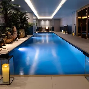 Hotel Montecristo, Parigi